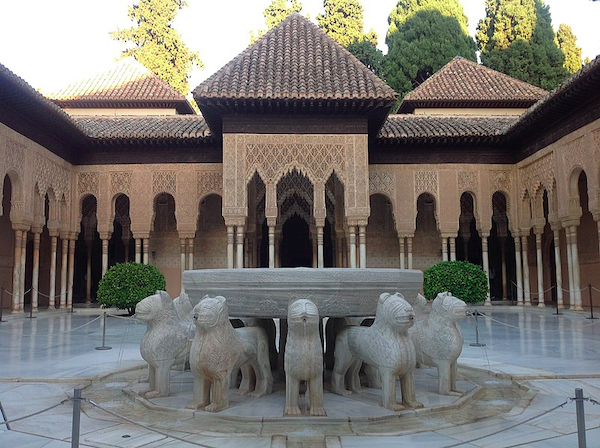 Cour des lions - Alhambra de Grenade.