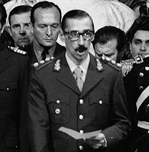 Jorge Rafael Videla Oath (cropped)